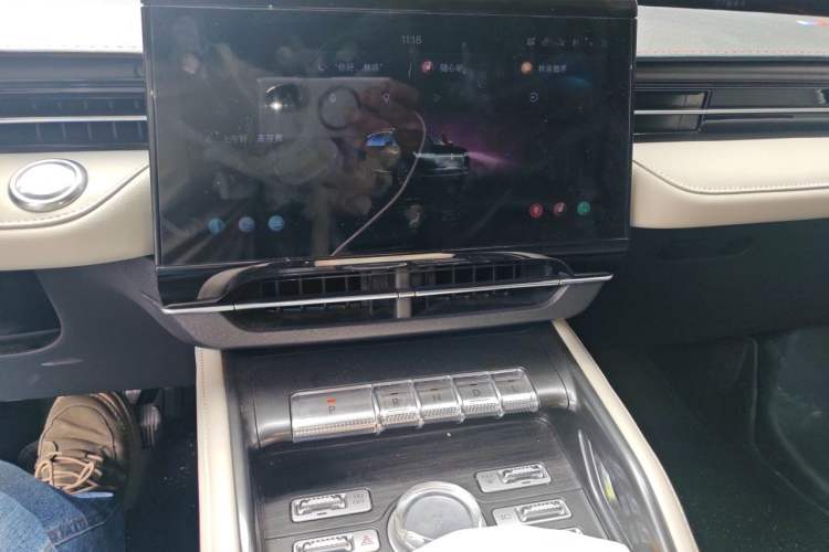Used Lincoln Nautilus 2023 2.0T Four-Wheel Drive Luxury Edition Audio And AC Panel