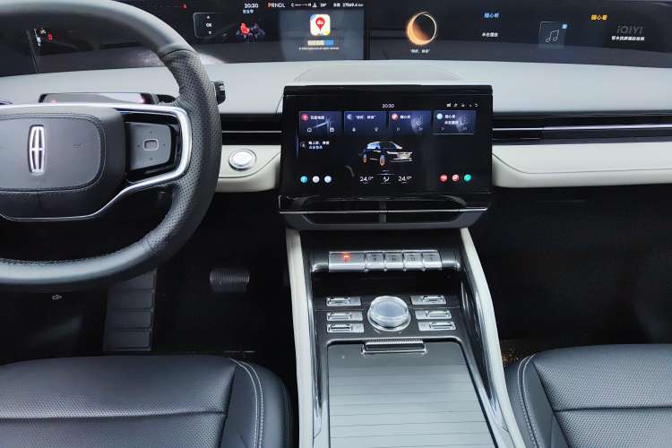 Used Lincoln Nautilus 2023 2.0T Four-Wheel Drive Luxury Edition Audio And AC Panel