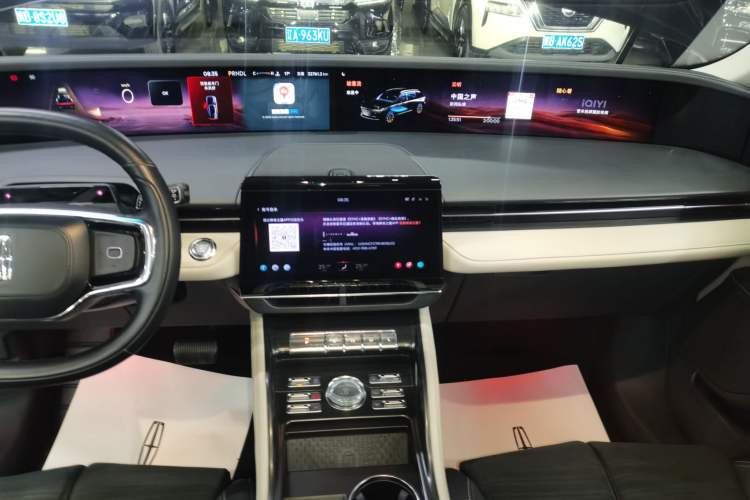 Used Lincoln Nautilus 2023 2.0T All-Wheel-Drive Zunrui Hybrid Version Audio And AC Panel