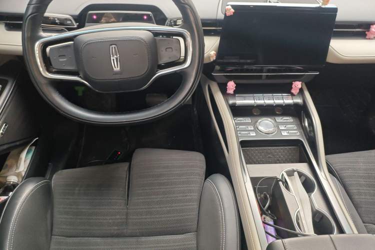Used Lincoln Nautilus 2023 2.0T All-Wheel-Drive Zunrui Hybrid Version Center Console