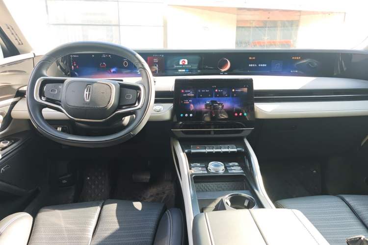 Used Lincoln Nautilus 2023 2.0T Four-Wheel Drive Zunrui Version Center Console