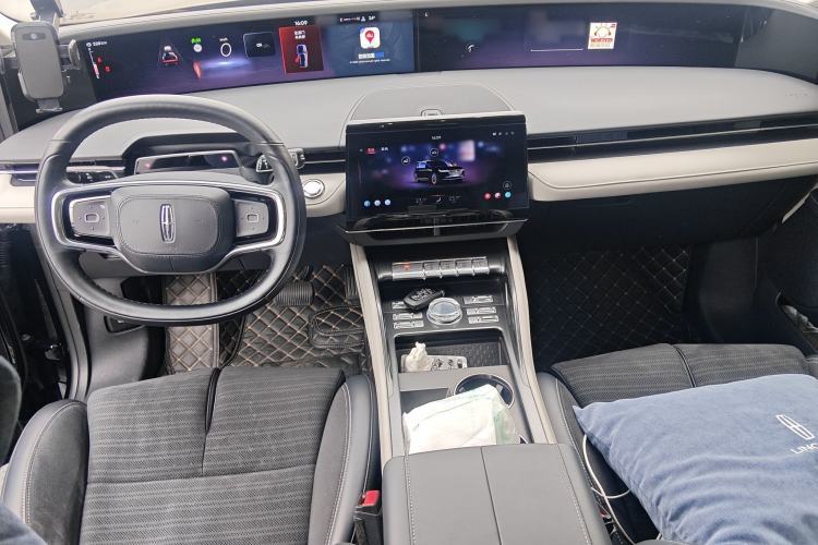 Used Lincoln Nautilus 2023 2.0T All-Wheel-Drive Zunrui Hybrid Version Center Console