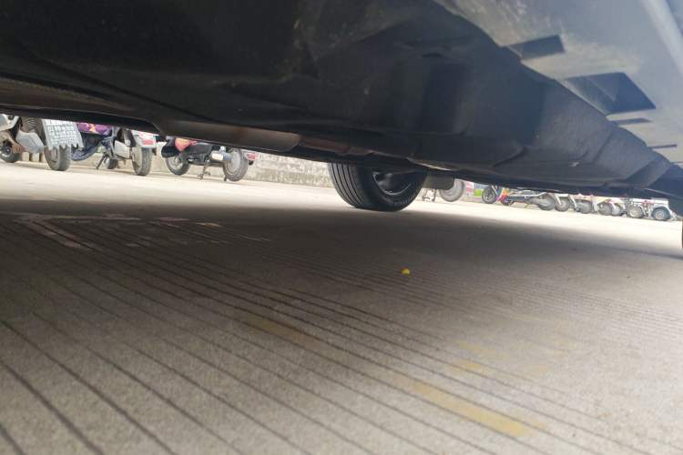 Used Lincoln Nautilus 2023 2.0T All-Wheel-Drive Zunrui Hybrid Version Chassis Rear Right