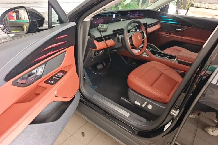 Used Lincoln Nautilus 2023 2.0T All-Wheel-Drive Luxury Hybrid Edition Driver Seat