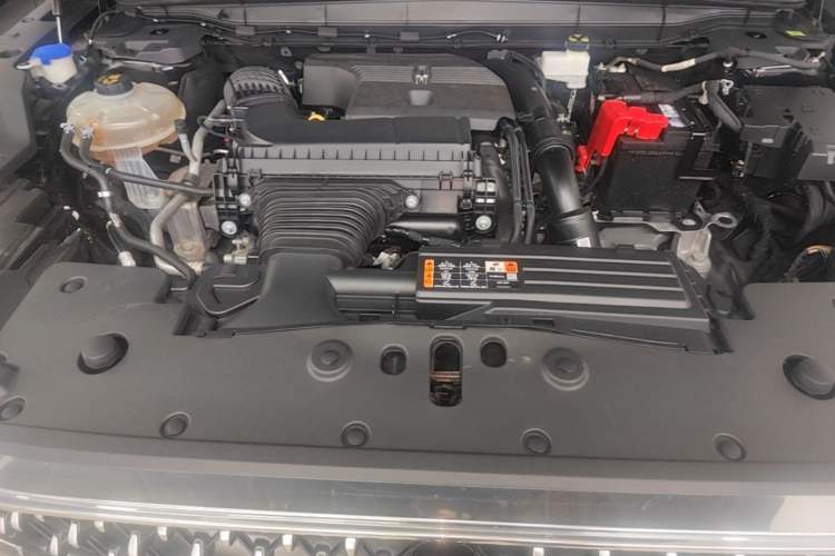 Used Lincoln Nautilus 2023 2.0T Four-Wheel Drive Luxury Edition Engine Bay