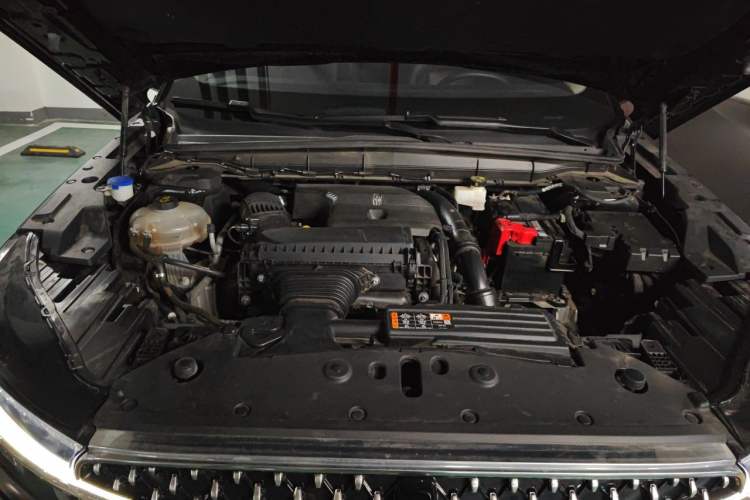 Used Lincoln Nautilus 2023 2.0T Four-Wheel Drive Luxury Edition Engine Bay