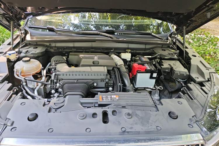 Used Lincoln Nautilus 2023 2.0T All-Wheel-Drive Luxury Edition Engine Bay