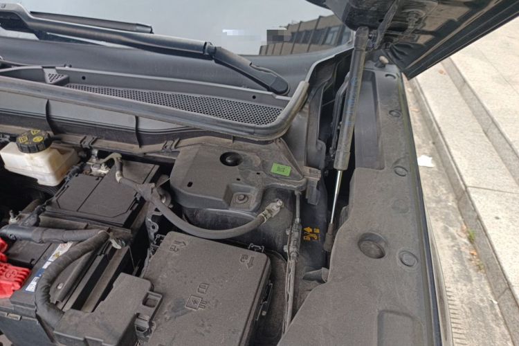 Used Lincoln Nautilus 2023 2.0T Four-Wheel Drive Luxury Edition Engine Bay Left