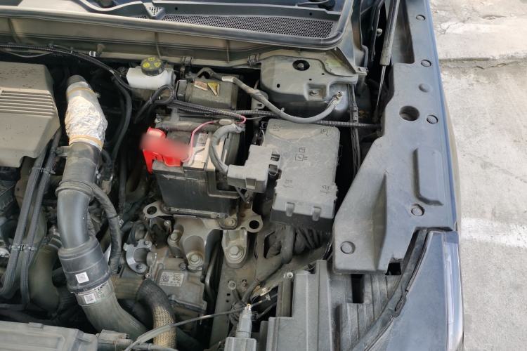 Used Lincoln Nautilus 2023 2.0T All-Wheel-Drive Luxury Edition Engine Bay Left