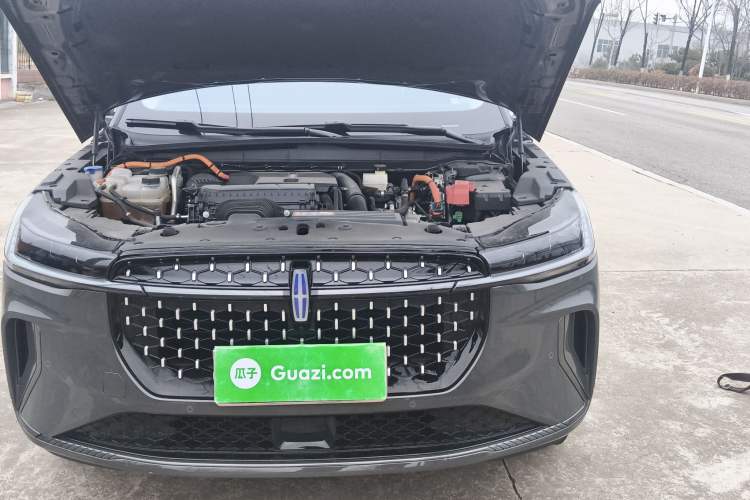 Used Lincoln Nautilus 2023 2.0T All-Wheel-Drive Zunrui Hybrid Version Engine Bay Left