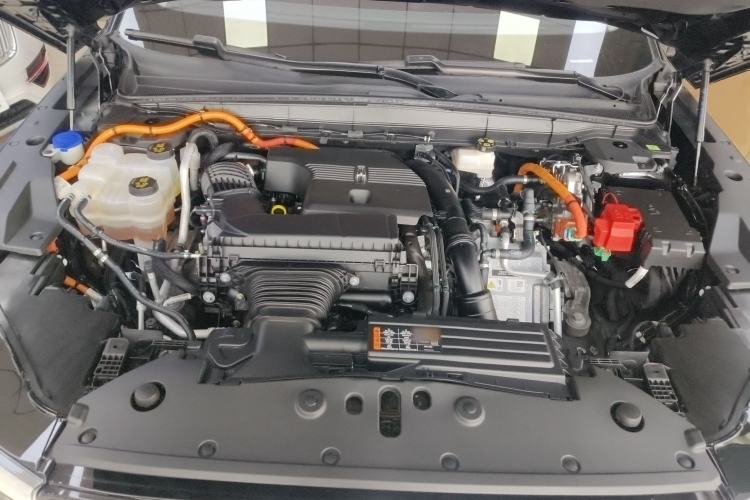 Used Lincoln Nautilus 2023 2.0T All-Wheel-Drive Zunrui Hybrid Version Engine Bay