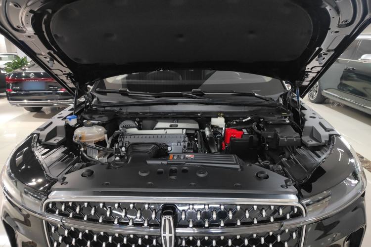 Used Lincoln Nautilus 2023 2.0T Four-Wheel Drive Luxury Edition Engine Bay