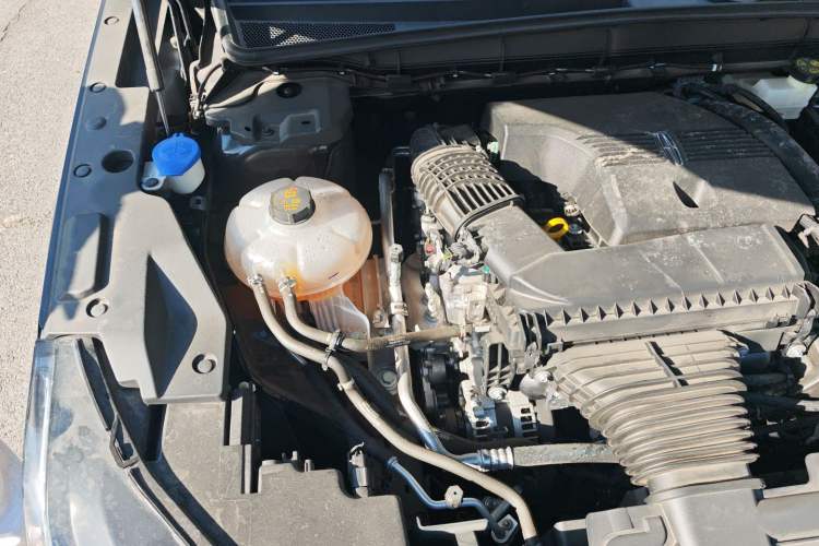 Used Lincoln Nautilus 2023 2.0T Four-Wheel Drive Zunrui Version Engine Bay Right