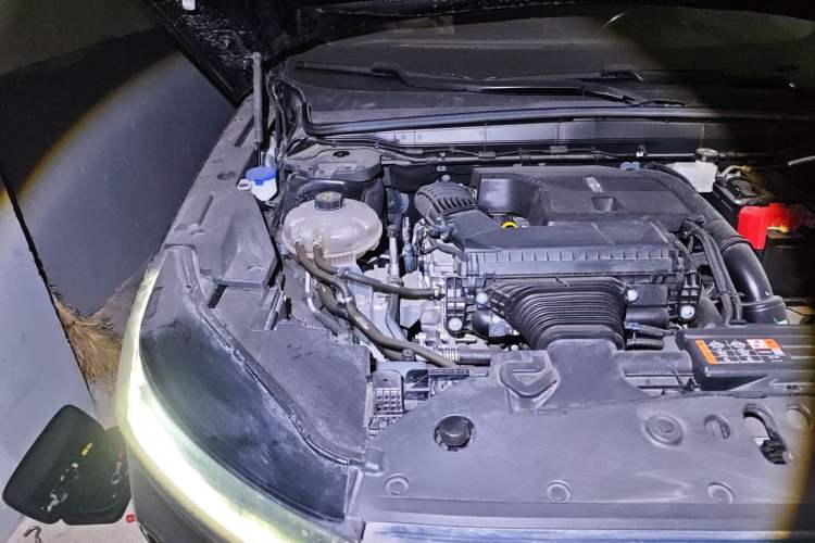 Used Lincoln Nautilus 2023 2.0T Four-Wheel Drive Zunrui Version Engine Bay Right