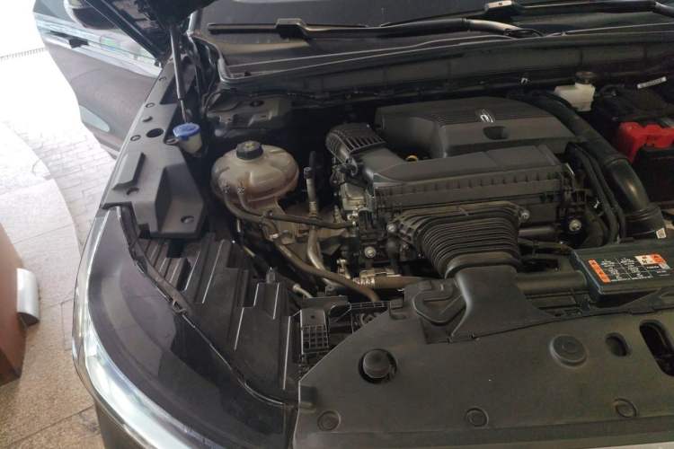 Used Lincoln Nautilus 2023 2.0T Four-Wheel Drive Luxury Edition Engine Bay Right