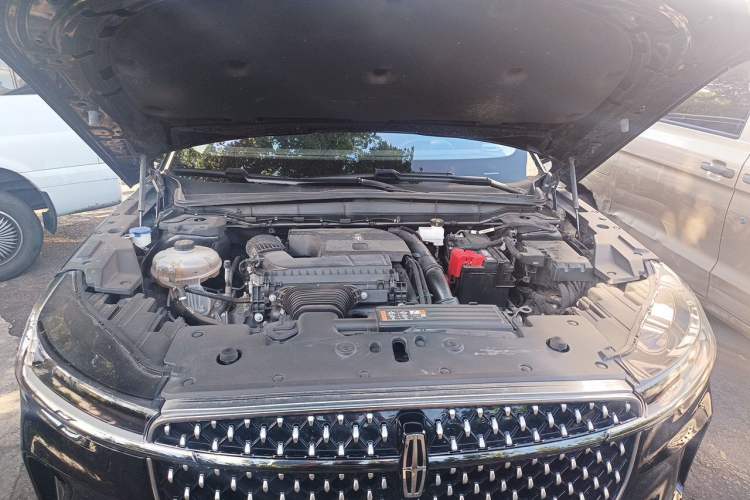 Used Lincoln Nautilus 2023 2.0T Four-Wheel Drive Luxury Edition Engine Bay