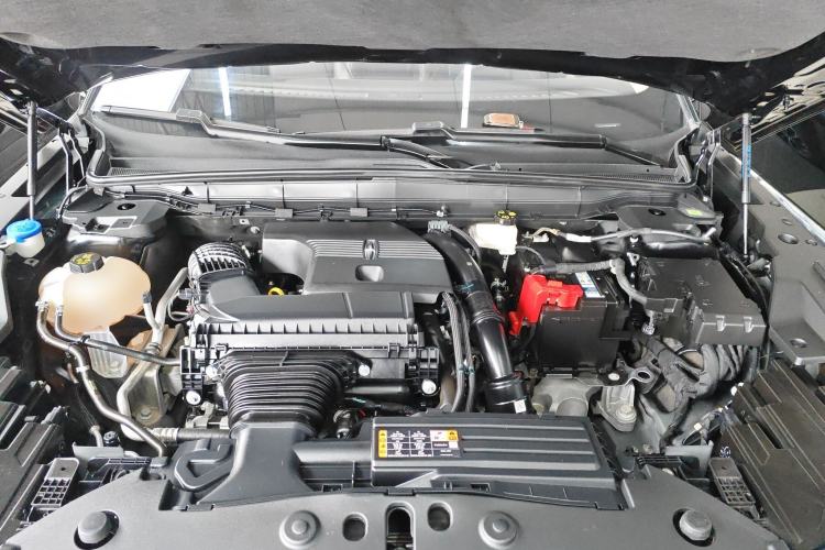 Used Lincoln Nautilus 2023 2.0T Four-Wheel Drive Luxury Edition Engine Bay