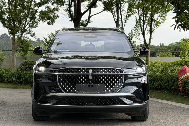 Used Lincoln Nautilus 2023 2.0T Four-Wheel Drive Luxury Edition Exterior 2