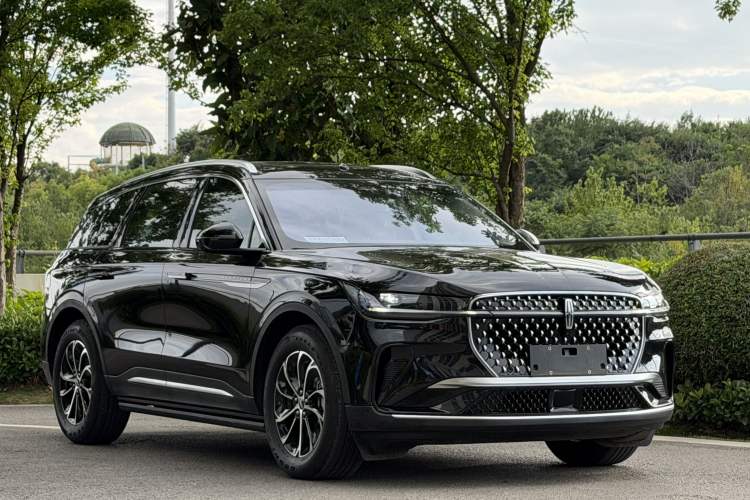 Used Lincoln Nautilus 2023 2.0T Four-Wheel Drive Luxury Edition Exterior 3