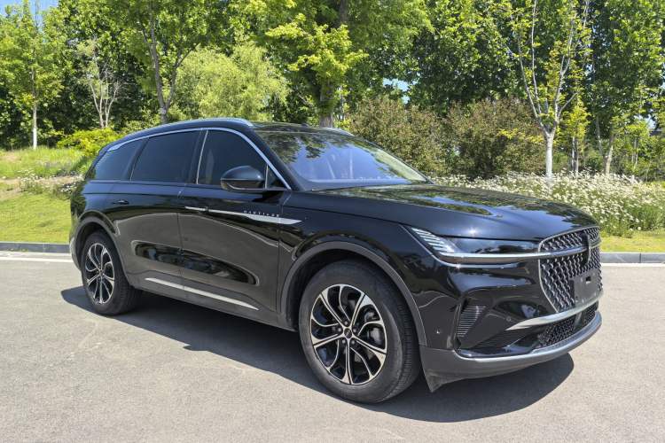 Used Lincoln Nautilus 2023 2.0T All-Wheel-Drive Luxury Edition Exterior 5