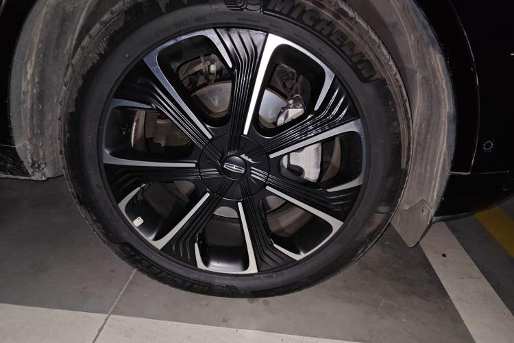Used Lincoln Nautilus 2023 2.0T All-Wheel-Drive Zunrui Hybrid Version Exterior 7