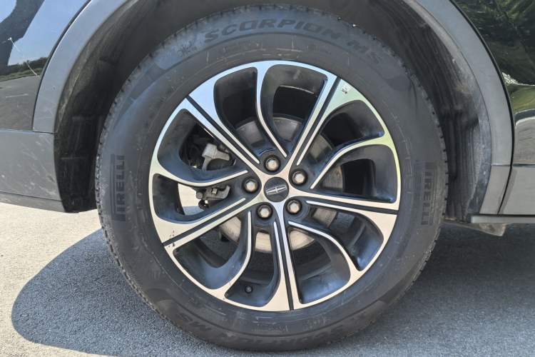 Used Lincoln Nautilus 2023 2.0T All-Wheel-Drive Luxury Edition Exterior 8