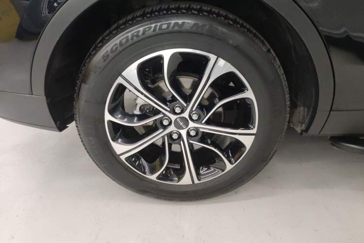Used Lincoln Nautilus 2023 2.0T All-Wheel-Drive Luxury Edition Exterior 8