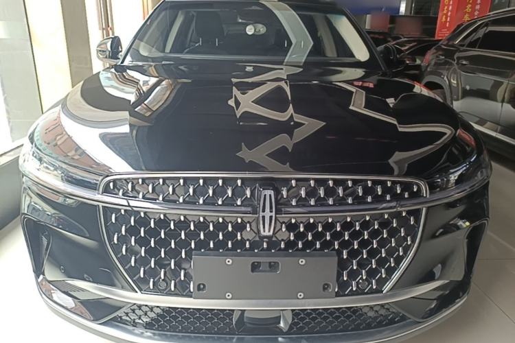 Used Lincoln Nautilus 2023 2.0T All-Wheel-Drive Luxury Edition Front
