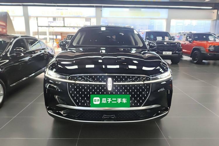 Used Lincoln Nautilus 2023 2.0T All-Wheel-Drive Luxury Edition Front