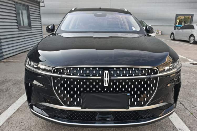 Used Lincoln Nautilus 2023 2.0T All-Wheel-Drive Luxury Edition Front