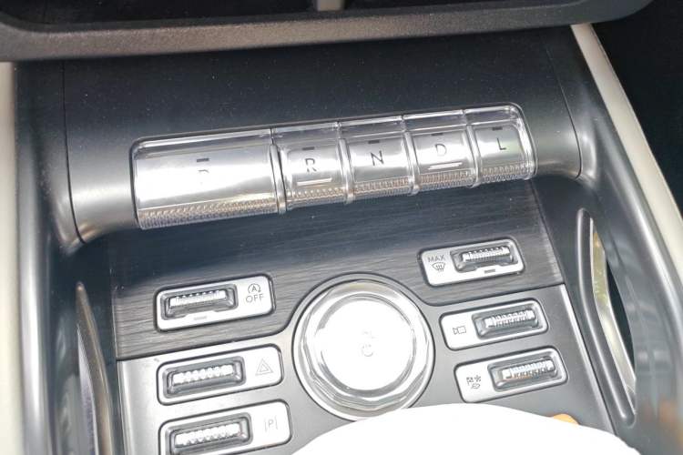 Used Lincoln Nautilus 2023 2.0T Four-Wheel Drive Luxury Edition Gear Lever