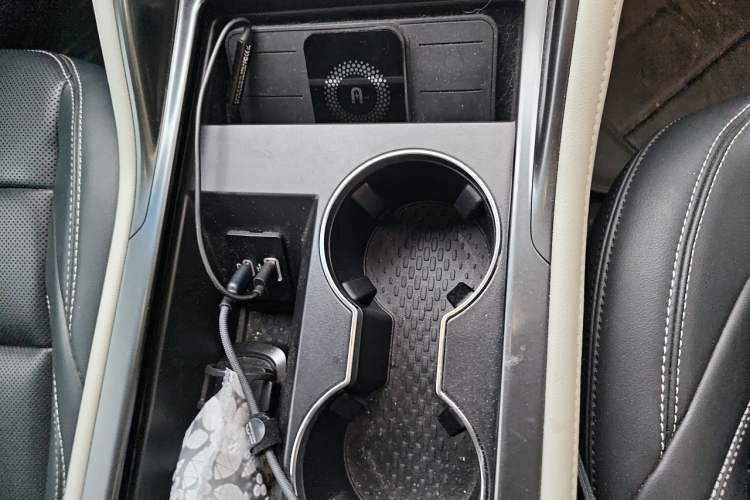 Used Lincoln Nautilus 2023 2.0T Four-Wheel Drive Luxury Edition Gear Lever