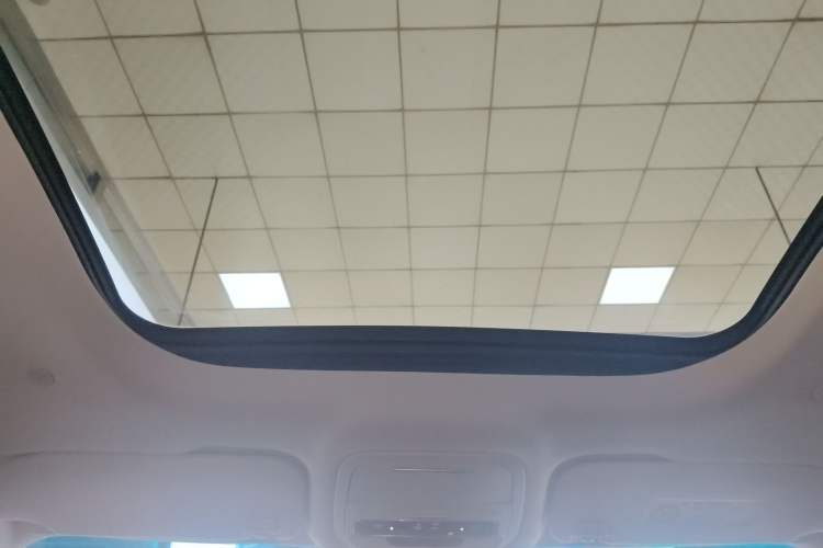 Used Lincoln Nautilus 2023 2.0T All-Wheel-Drive Zunrui Hybrid Version Headliner