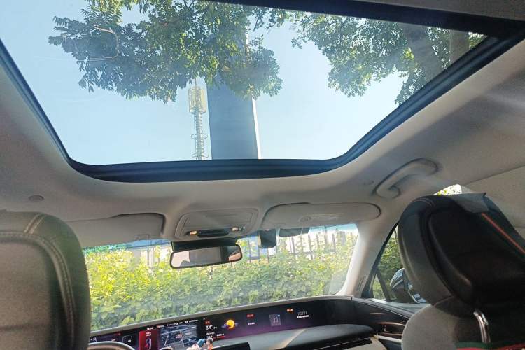 Used Lincoln Nautilus 2023 2.0T Four-Wheel Drive Luxury Edition Headliner