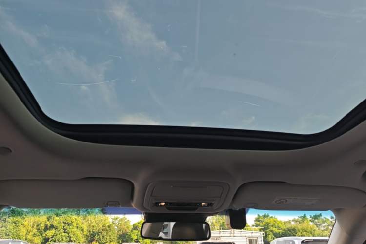 Used Lincoln Nautilus 2023 2.0T All-Wheel-Drive Luxury Edition Headliner