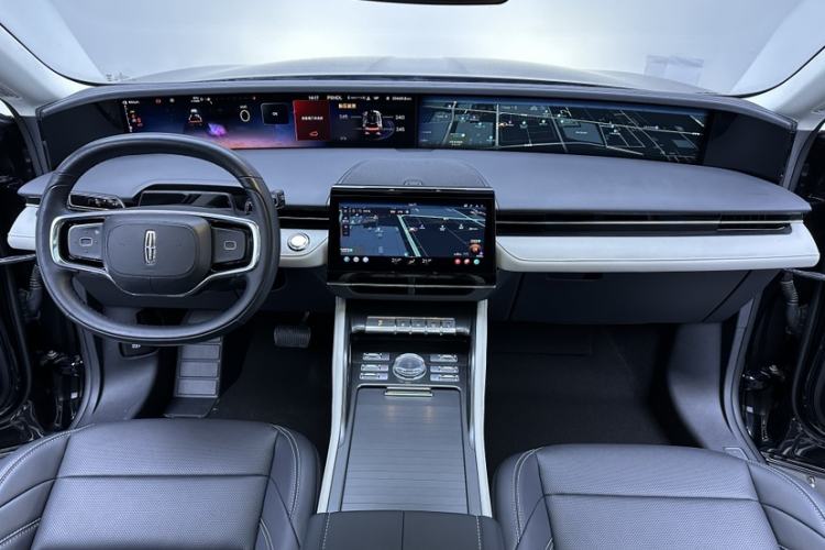 Used Lincoln Nautilus 2023 2.0T Four-Wheel Drive Luxury Edition Interior 3