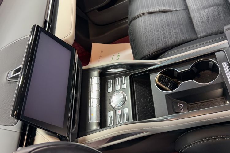 Used Lincoln Nautilus 2023 2.0T Four-Wheel Drive Zunrui Version Interior 5