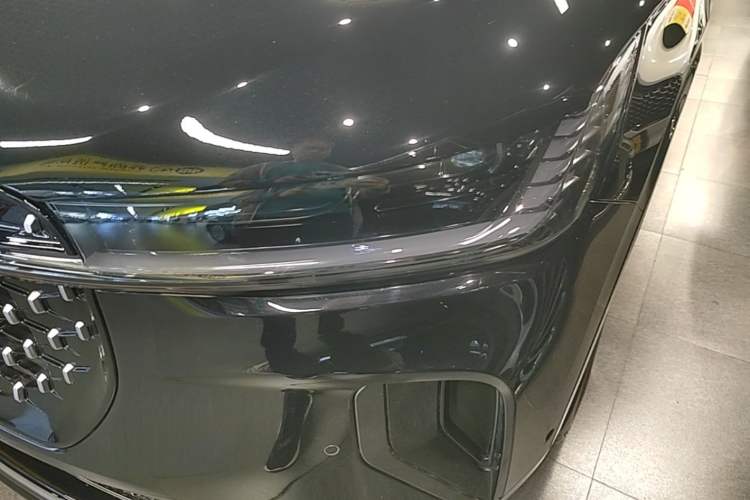 Used Lincoln Nautilus 2023 2.0T All-Wheel-Drive Luxury Hybrid Edition Left Front Headlight