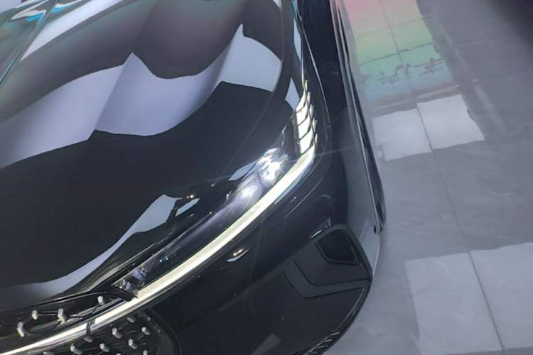 Used Lincoln Nautilus 2023 2.0T All-Wheel-Drive Luxury Hybrid Edition Left Front Headlight