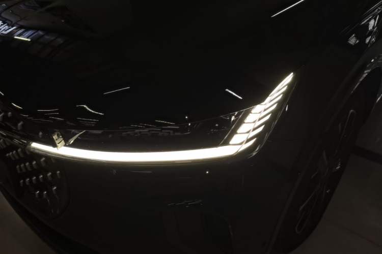 Used Lincoln Nautilus 2023 2.0T All-Wheel-Drive Zunrui Hybrid Version Left Front Headlight
