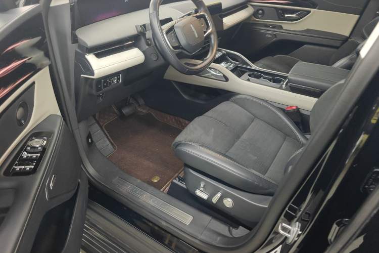 Used Lincoln Nautilus 2023 2.0T All-Wheel-Drive Zunrui Hybrid Version Left Front Seat