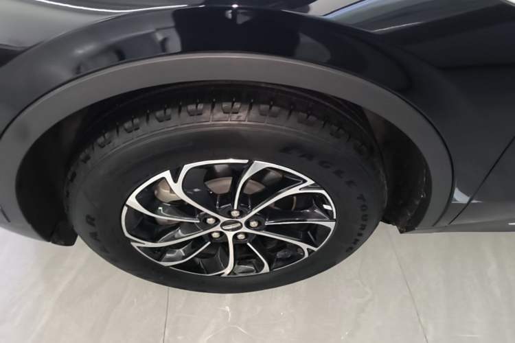 Used Lincoln Nautilus 2023 2.0T Four-Wheel Drive Luxury Edition Left Front Wheel Hub