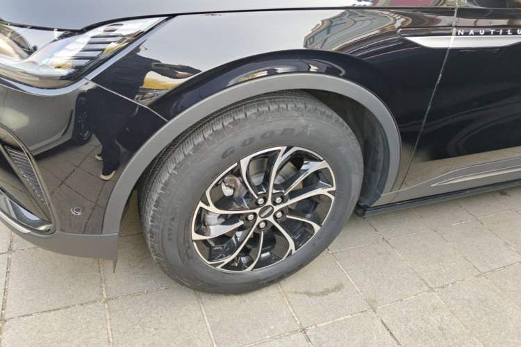 Used Lincoln Nautilus 2023 2.0T Four-Wheel Drive Luxury Edition Left Front Wheel Hub