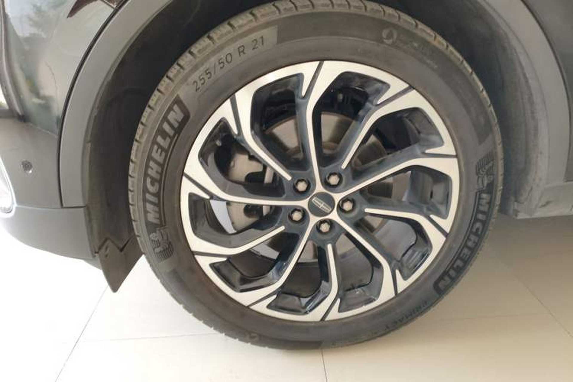 Used Lincoln Nautilus 2023 2.0T Four-Wheel Drive Zunrui Version Left Front Wheel Hub