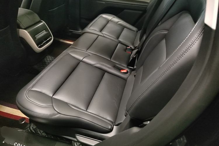 Used Lincoln Nautilus 2023 2.0T All-Wheel-Drive Luxury Hybrid Edition Left Rear Seat