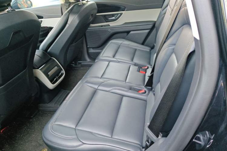Used Lincoln Nautilus 2023 2.0T Four-Wheel Drive Luxury Edition Left Rear Seat