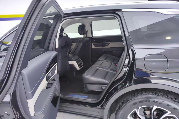 Used Lincoln Nautilus 2023 2.0T Four-Wheel Drive Luxury Edition Left Rear Seat