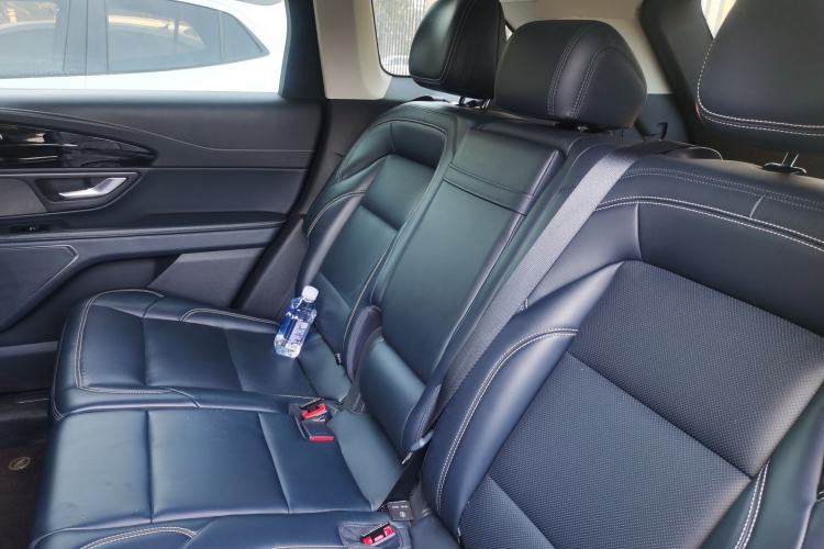 Used Lincoln Nautilus 2023 2.0T All-Wheel-Drive Luxury Edition Left Rear Seat