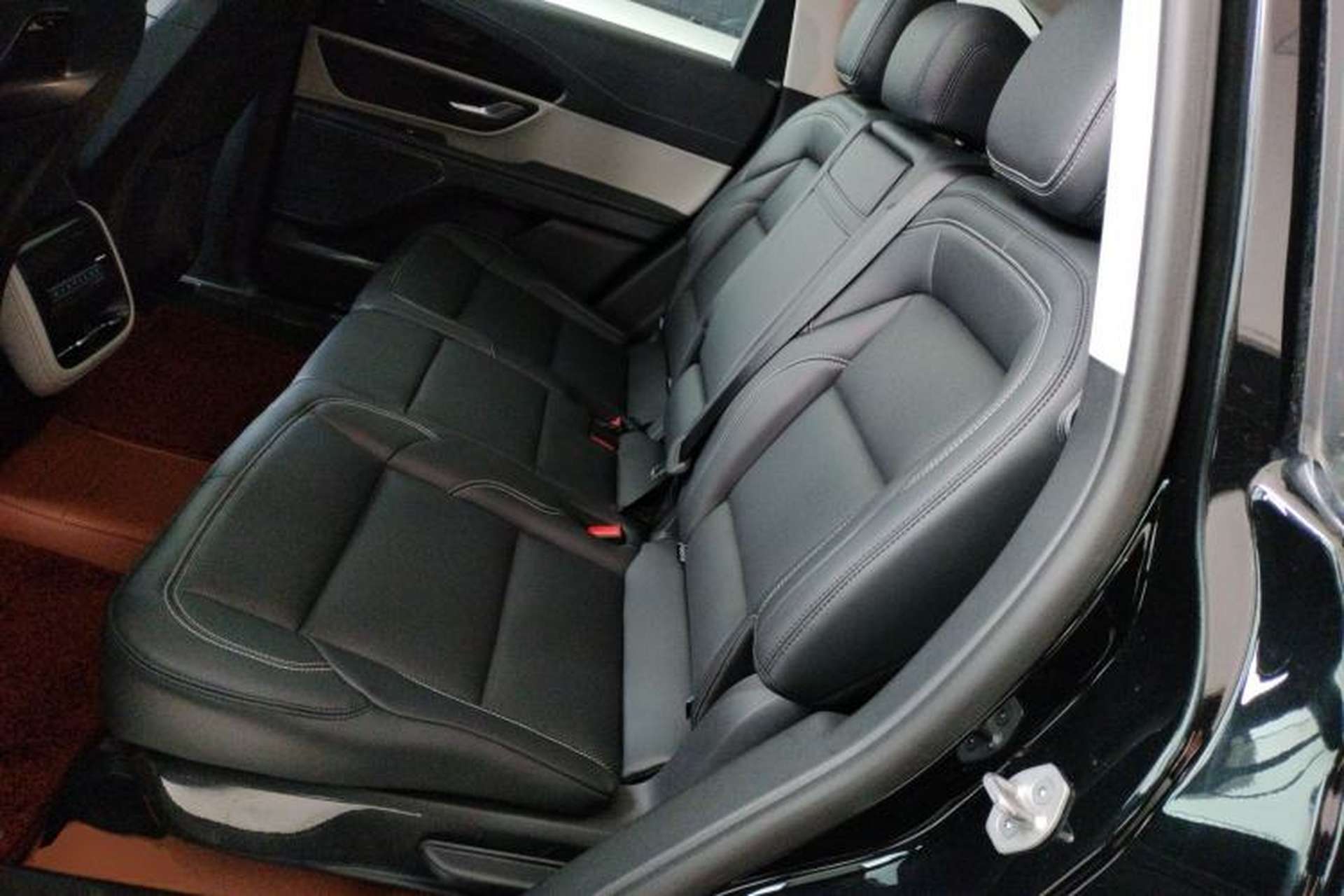 Used Lincoln Nautilus 2023 2.0T Four-Wheel Drive Luxury Edition Left Rear Seat