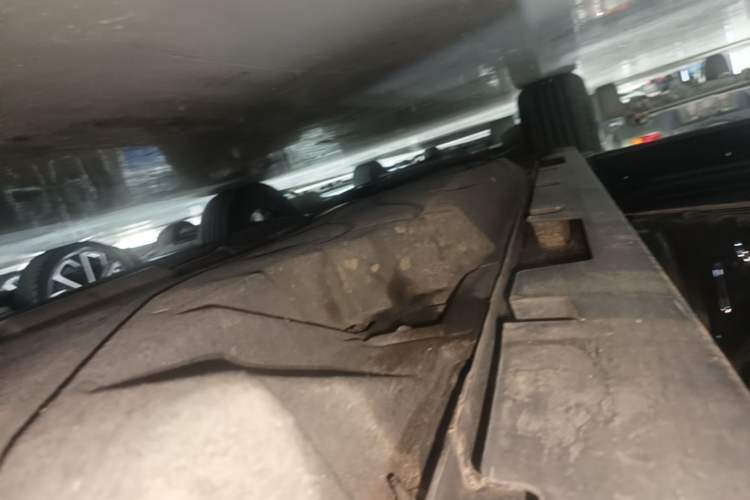 Used Lincoln Nautilus 2023 2.0T Four-Wheel Drive Luxury Edition Left Side Sill